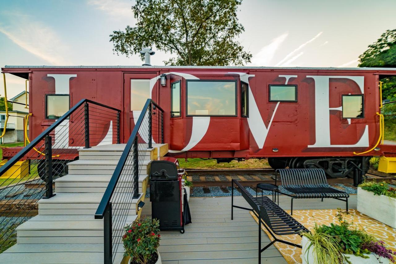 Train Caboose & River Views Near Downtown Lynchburg Exteriör bild