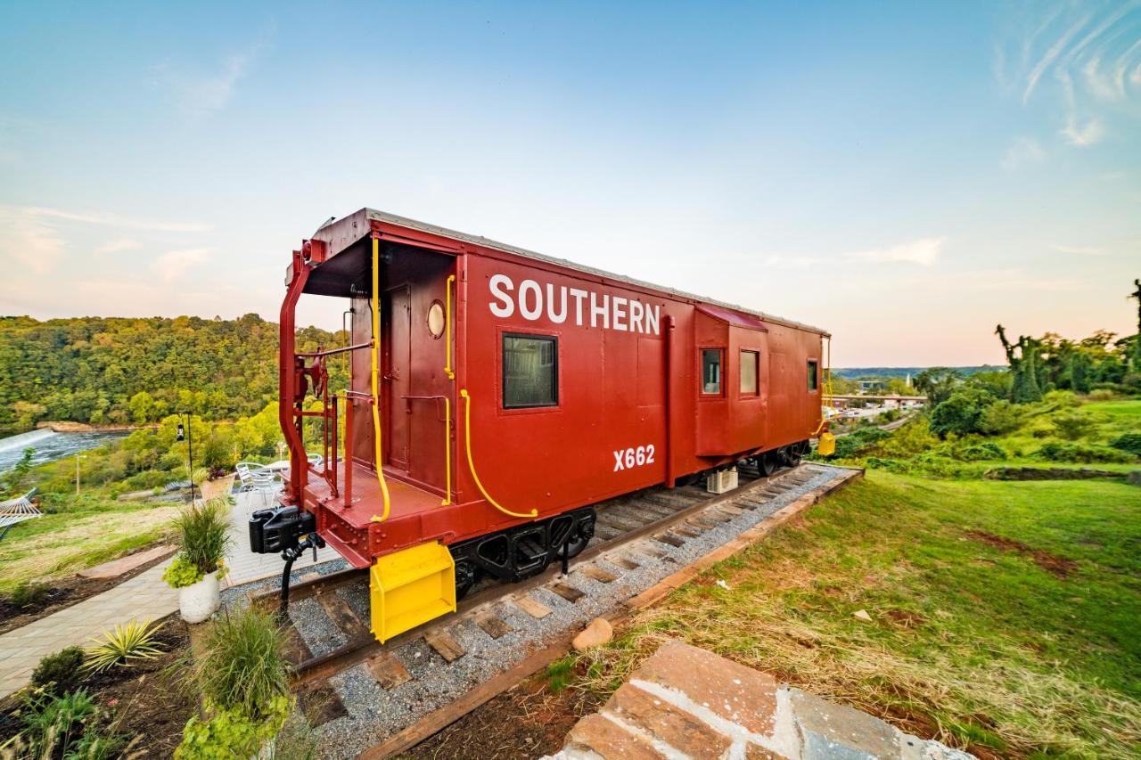Train Caboose & River Views Near Downtown Lynchburg Exteriör bild
